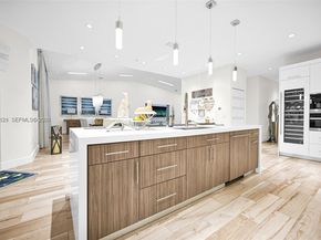 433 NW 127th Ave, Miami FL 33182