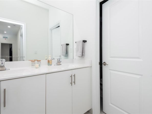 11911 SW 239th St, Homestead FL 33032