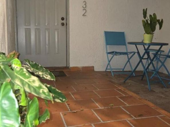 3558 Magellan Cir 132, Aventura FL 33180