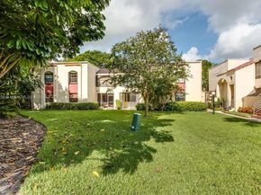 3558 Magellan Cir 132, Aventura FL 33180