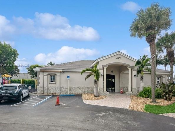 8321 SW 124th Ave 104, Miami FL 33183