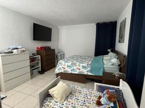 9682 Fontainebleau Blvd 401, Miami FL 33172