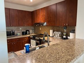 9682 Fontainebleau Blvd 401, Miami FL 33172