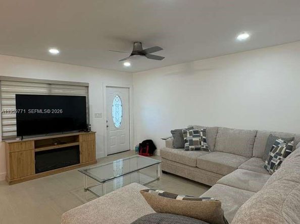 5300 Washington St O229, Hollywood FL 33021