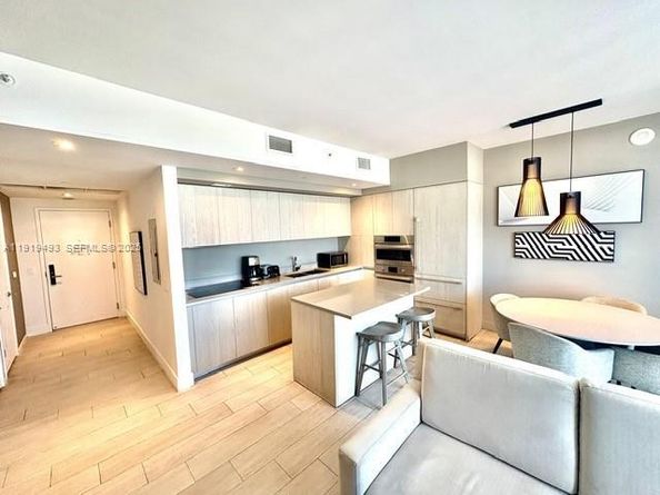 4010 S Ocean Dr R2904, Hollywood FL 33019