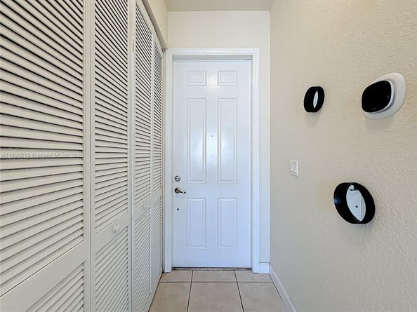 2935 SE 1st Dr 21, Homestead FL 33033