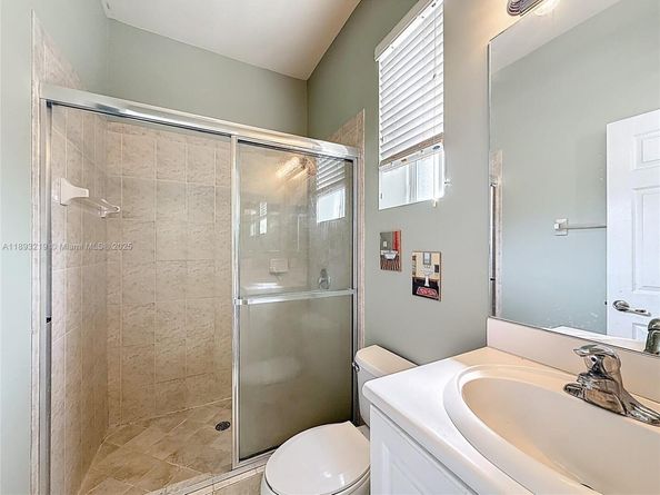 2935 SE 1st Dr 21, Homestead FL 33033