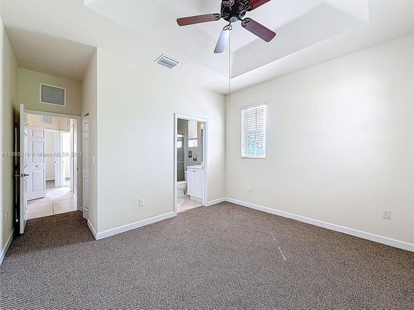 2935 SE 1st Dr 21, Homestead FL 33033