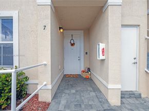 2819 SE 1st Dr 7, Homestead FL 33033