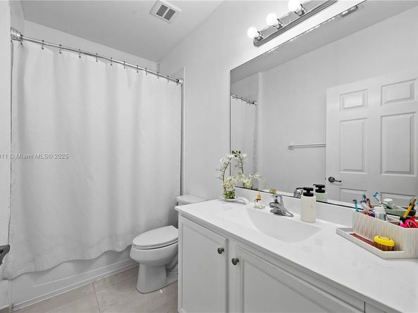 2819 SE 1st Dr 7, Homestead FL 33033