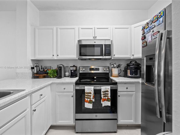 2819 SE 1st Dr 7, Homestead FL 33033