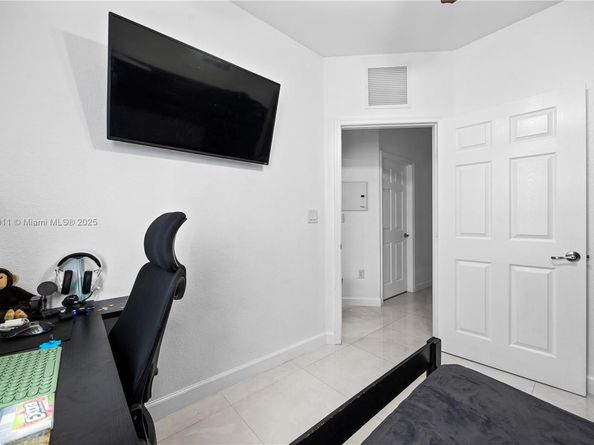 2819 SE 1st Dr 7, Homestead FL 33033