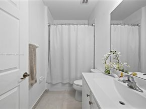 2819 SE 1st Dr 7, Homestead FL 33033