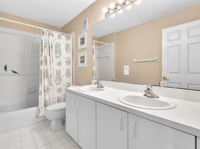 1915 NW 79th Ter, Pembroke Pines FL 33024