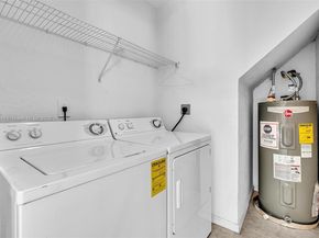 1915 NW 79th Ter, Pembroke Pines FL 33024