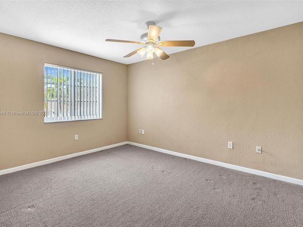 1915 NW 79th Ter, Pembroke Pines FL 33024