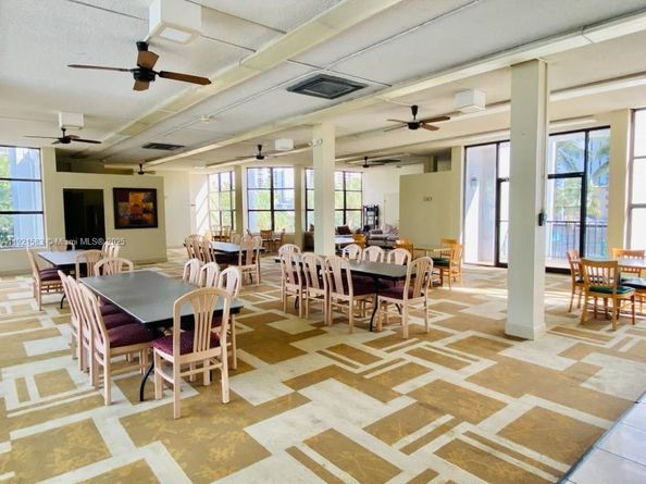 800 Parkview Dr 726, Hallandale Beach FL 33009