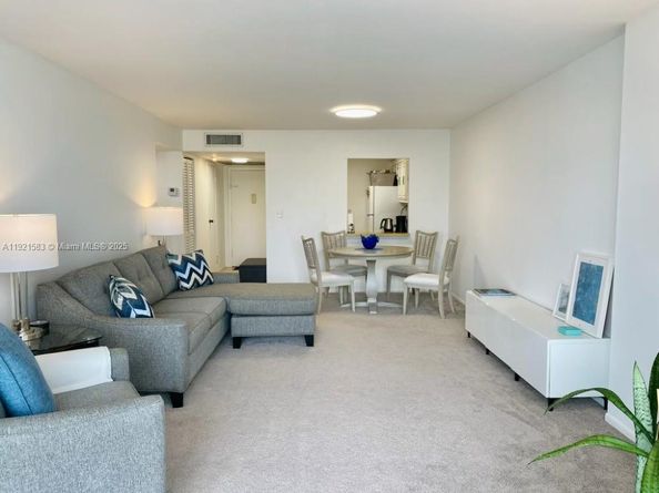 800 Parkview Dr 726, Hallandale Beach FL 33009