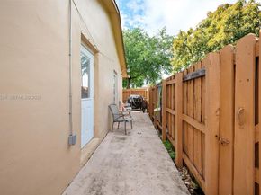4218 SW 138th Ct, Miami FL 33175