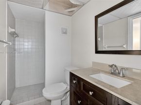 20731 NE 4th Pl 104, Miami FL 33179