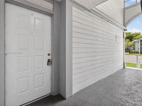 20731 NE 4th Pl 104, Miami FL 33179
