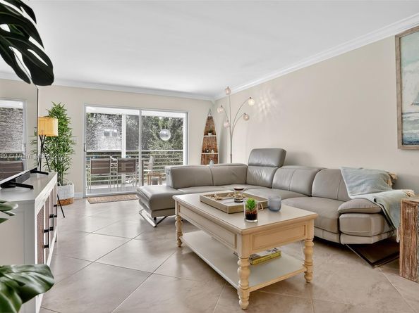 2301 Lucaya Ln D3, Coconut Creek FL 33066