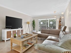 2301 Lucaya Ln D3, Coconut Creek FL 33066