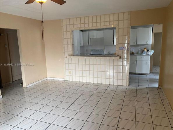 Undisclosed Address #A11927962, Miami FL 33147