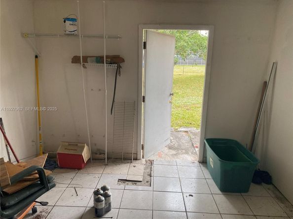 Undisclosed Address #A11927962, Miami FL 33147