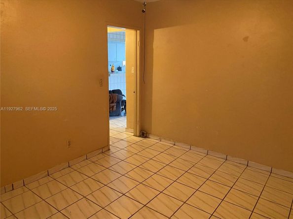 Undisclosed Address #A11927962, Miami FL 33147