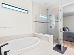 2434 Primrose Pl, Oakland Park FL 33309