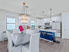 2434 Primrose Pl, Oakland Park FL 33309