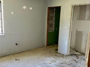 1590 NE 153rd Ter, North Miami Beach FL 33162