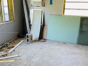 1590 NE 153rd Ter, North Miami Beach FL 33162