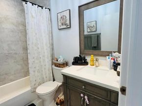 7817 W 36th Ave 204, Hialeah FL 33018