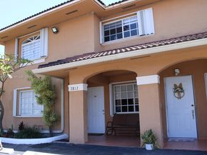7817 W 36th Ave 204, Hialeah FL 33018