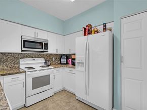 810 NE 212th Ter 2, Miami FL 33179