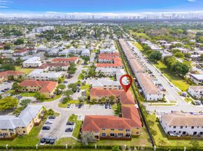 810 NE 212th Ter 2, Miami FL 33179