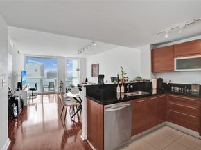 253 NE 2nd St 3304, Miami FL 33132