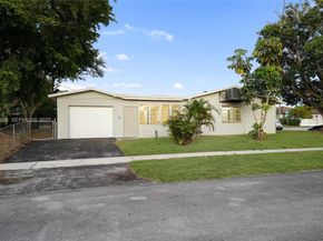 7315 Allen Dr, Hollywood FL 33024