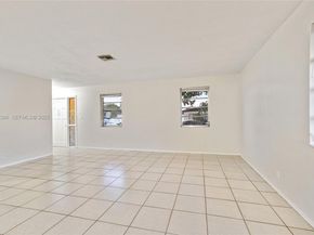 7315 Allen Dr, Hollywood FL 33024