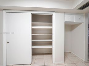 7315 Allen Dr, Hollywood FL 33024