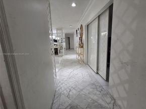 4511 Queen Palm Ln, Tamarac FL 33319