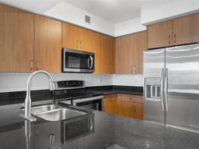 1830 Radius Dr 903, Hollywood FL 33020