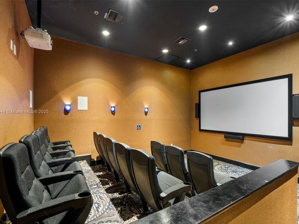 1830 Radius Dr 903, Hollywood FL 33020