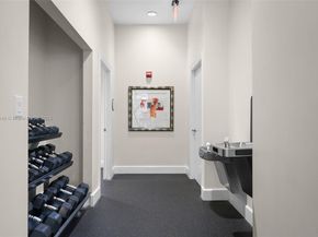 1830 Radius Dr 903, Hollywood FL 33020