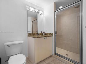 1830 Radius Dr 903, Hollywood FL 33020