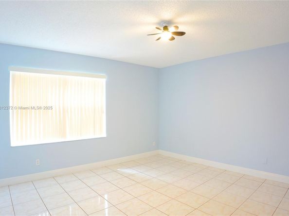 5321 SW 126th Ter, Miramar FL 33027