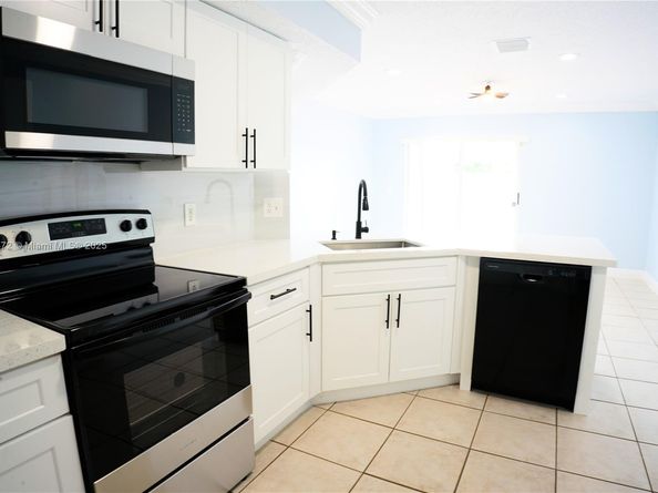 5321 SW 126th Ter, Miramar FL 33027