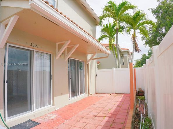 5321 SW 126th Ter, Miramar FL 33027